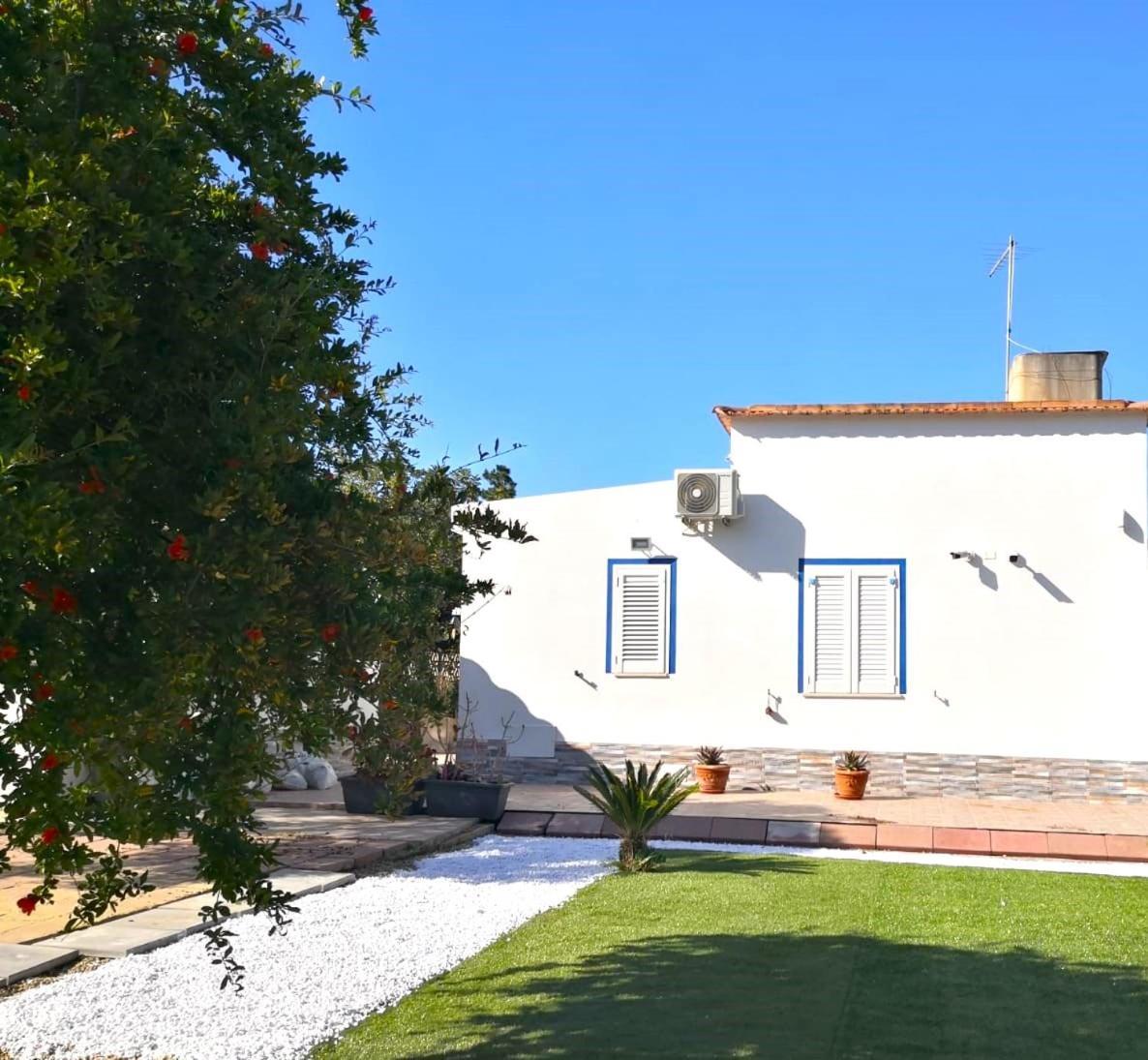 فيلا La Casa Del Melograno سولاناس المظهر الخارجي الصورة
